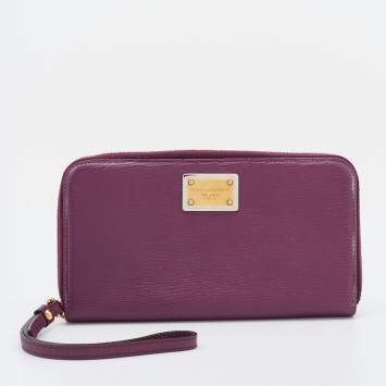 Pre Owned Dolce & Gabbana Plum Purple Leather Zip Around Continental Wallet