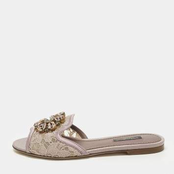 Pre Owned صندل سلايد دولتشي & غابانا فلات صوفيا دانتيل ذهبي مزين بالكريستال مقاس 38