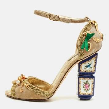 Pre Owned Dolce & Gabbana Size 39 Gold Velvet Pearls and Flower Embellished Ankle Strap Sandals