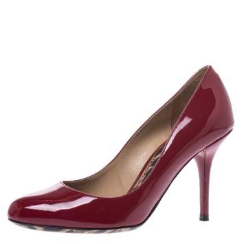 مملوكة مسبقًا Dolce & Gabbana Red Patent Leather Round Toe Pumps Size 37