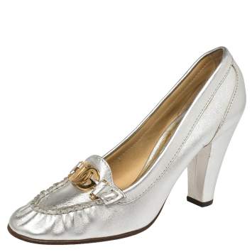 Pre Owned Dolce & Gabbana Metallic Silver Leather Logo Embellished Loafer Pumps Size 40