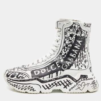 Pre Owned Dolce & Gabbana White/Black Graffiti Print Leather Daymaster Sneakers Size 39