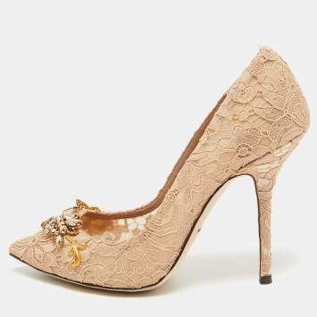 Pre Owned Dolce & Gabbana Beige Lace Crystal Embellished Pointed Toe Pumps Size 38.5