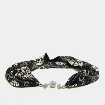Pre Owned Etro Black/White Printed Silk Crystal Detail Neck Infinity Scarf