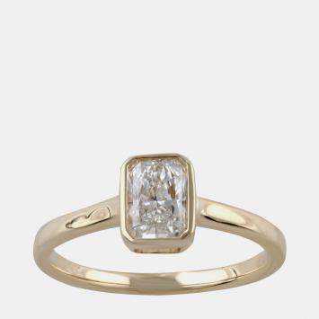 Pre Owned 14K Yellow Gold  Lab Grown Diamond Bazle Solitaire Ring (0.7 cts) US 7