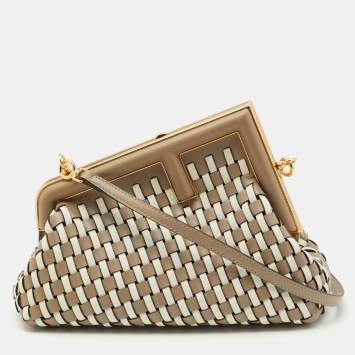 مملوكة مسبقًا Fendi Beige/White Woven Leather Small First Shoulder Bag