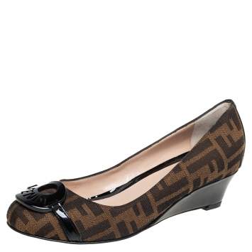 Pre Owned Fendi Brown Zucca Canvas Patent Leather  Wedge Pumps Size 37.5