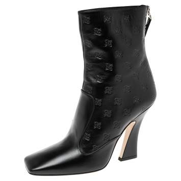 Pre Owned Fendi Black Leather FFreedom Ankle Boots Size 40