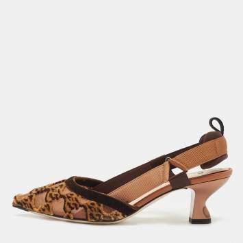 مملوكة مسبقًا Fendi Brown Velvet and Mesh Colibri Pumps Size 36