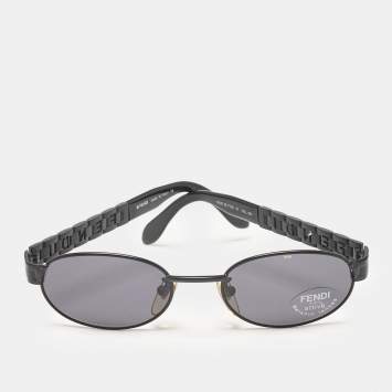 Pre Owned Fendi Black MOD. SL 7123 Oval  Sunglasses