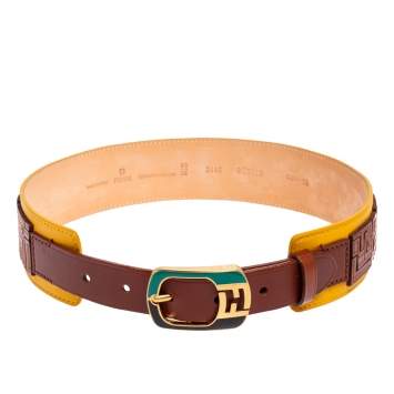 Pre Owned Fendi Brown/Yellow Leather Logo Buckle Waist Belt 65 CM