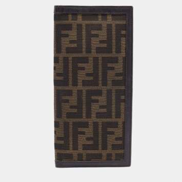 Pre Owned Fendi Tobacco Zucca Canvas and Leather Bifold Passport Organizer