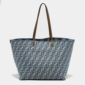مملوكة مسبقًا Fendi Blue/Beige FF Pequin Fabric Large Roll Shopper Tote
