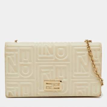 Pre Owned Fendi White Embossed Leather Chain Clutch Bag