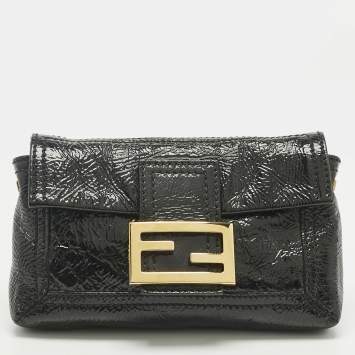 مملوكة مسبقًا Fendi Black Patent Leather Baguette Clutch