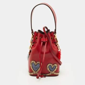 مملوكة مسبقًا Fendi Mon Tresor Red Elaphe Leather and Leather Bucket Bag w/Charms