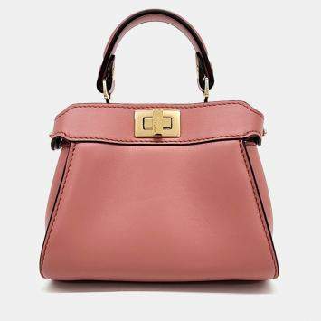 مملوكة مسبقًا Fendi Leather Nano Peekaboo Crossbody Bag