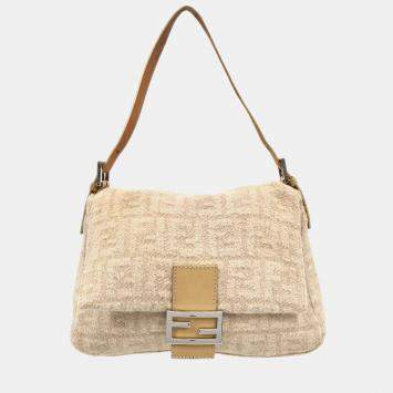 مملوكة مسبقًا Fendi Off White Wool Zucca Mamma Baguette Handbag