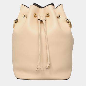 مملوكة مسبقًا حقيبة باكت فندي مون ترسور