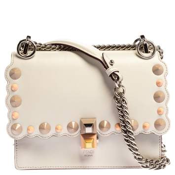 Pre Owned Fendi White Leather Small Scalloped Kan I Shoulder Bag
