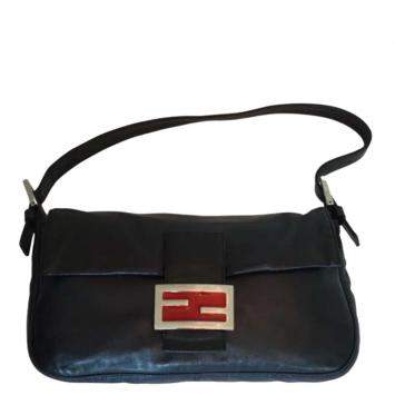 Pre Owned Fendi Black Leather Baguette Bag