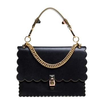 Pre Owned Fendi Black Leather Kan I Scalloped Crossbody Bag