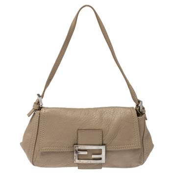 Pre Owned Fendi Beige Leather Mamma Baguette Bag