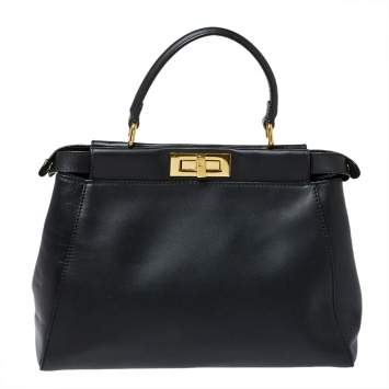 Pre Owned Fendi Black Leather Medium Peekaboo Top Handle Bag