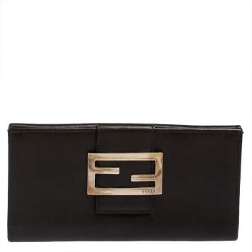 Pre Owned Fendi Black Leather FF Flap Continental Wallet