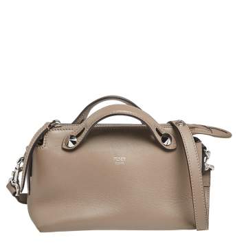 Pre Owned Fendi Beige Leather Mini By The Way Crossbody Bag