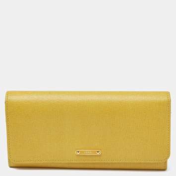 Pre Owned Fendi Yellow Leather Flap Continental Wallet