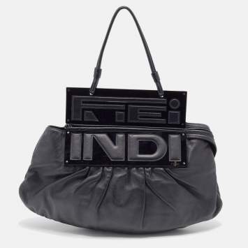 Pre Owned Fendi Black Leather To You Clutch Bag