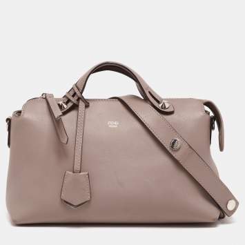 Pre Owned Fendi Beige Leather Small By The Way Boston Bag