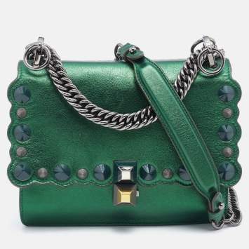 Pre Owned Fendi Metallic Green Leather Small Scalloped Kan I Shoulder Bag