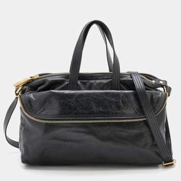 Pre Owned Fendi Black Leather Zip It Satchel