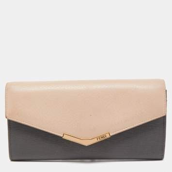 Pre Owned Fendi Grey/Beige Leather 2 Jours Flap Wallet