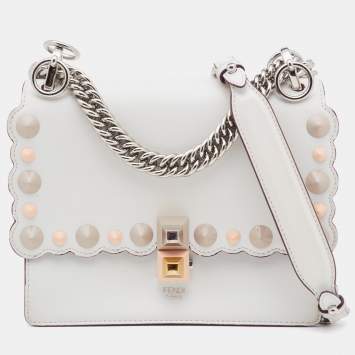 Pre Owned Fendi White Leather Small Scalloped Kan I Shoulder Bag