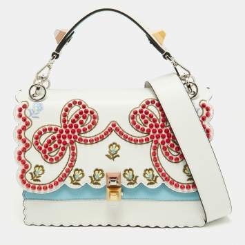 Pre Owned Fendi White/Red Embroidered Leather Medium Spike Bow Kan I Top Handle Bag