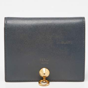 Pre Owned Fendi Grey Leather By The Way Bifold Wallet