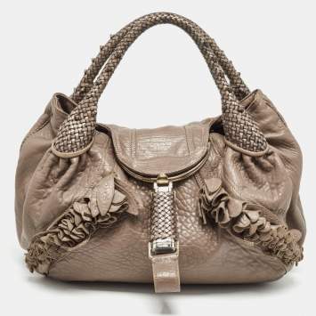 Pre Owned Fendi Beige Leather Raffle Spy Hobo