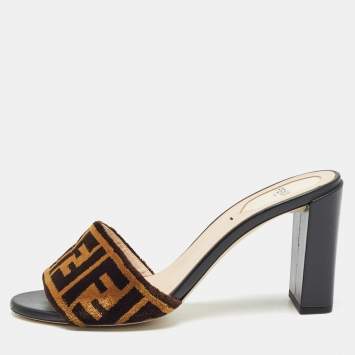 Pre Owned Fendi Brown Velvet FF Logo Slide Sandals Size 37.5