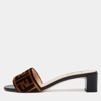Pre Owned Fendi Brown Zucca Velvet Slide Sandals Size 39