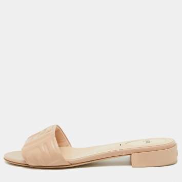 Pre Owned Fendi Beige Leather Logo Embossed Slide Flat Sandals Size 40