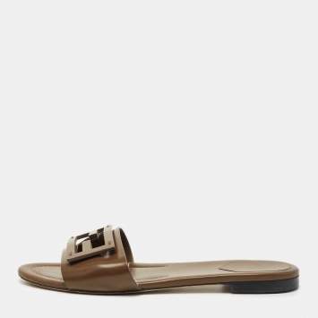 Pre Owned Fendi Dark Brown Leather Logo Flat Slide Sandals Size 41