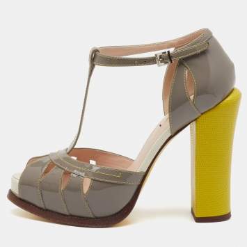 Pre Owned Fendi Light Grey Patent Leather Cut Out T-Strap Platform Sandals Size 38