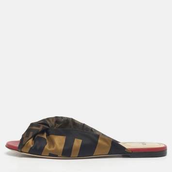 Pre Owned Fendi Brown/Red Zucca Fabric Twist Knotted Flat Slides Size 38