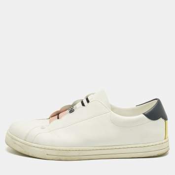 مملوكة مسبقًا Fendi White Leather Logo Knit Rockoko Scallop Detail Slip On Sneakers Size 39.5
