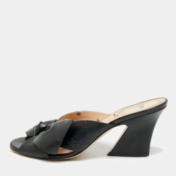 Pre Owned Fendi FF Karligraphy Size 39 Black Leather Bow Slide Sandals