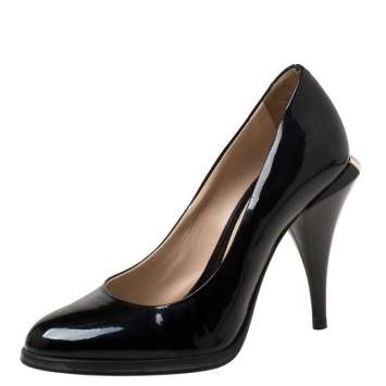 Pre Owned Fendi Black Patent Leather Logo Heel Pumps Size 35