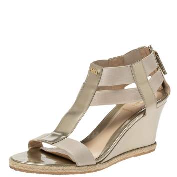 Pre Owned Fendi Gold Patent Leather And Elastic Fabric T-Strap Espadrille Wedge Sandals Size 40.5